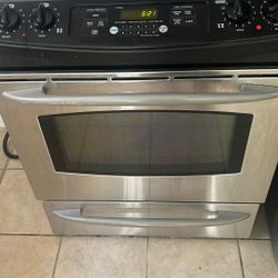 $1 Stove / Range 