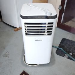 Magnavox 9000 Btu Portable AC