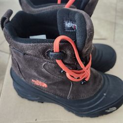 Winter boots