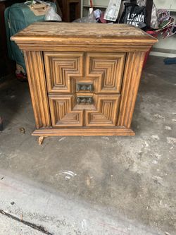 Solid wood side table