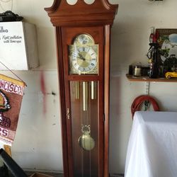 Ridgeway Grandfather Clock 83