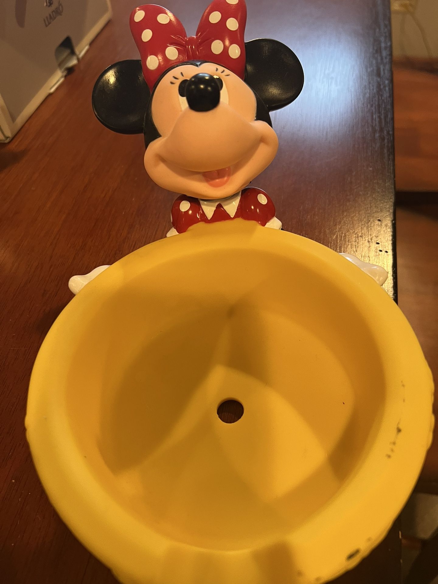 Applause Minnie Mouse Bowl Holder