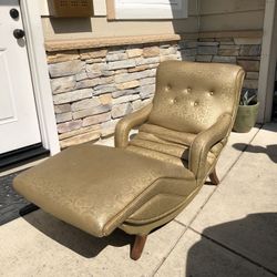 Vintage, Mid Century Modern Lounge Chair