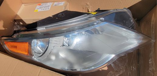 OEM Right Headlight + Turn Signal Volkswagen 2009–2012