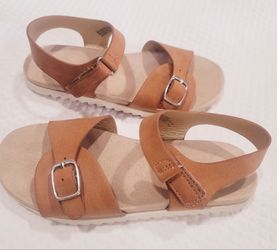 Cat & Jack Girls Brown Buckle Adjustable Strap Strappy Flat Sandals Size 11