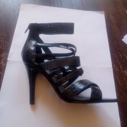 Guess Heels Women's Size 9.5 , Like New Worn 1 Time
