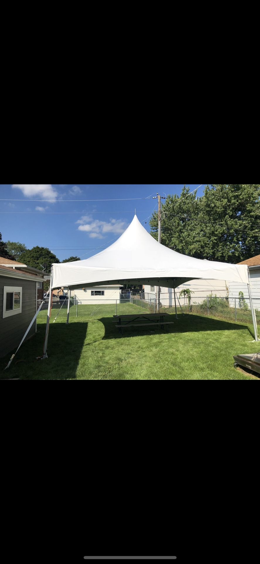 High Peak Commercial Grade 20x20 Party tent 