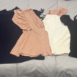 Women’s medium shirts. Lot 