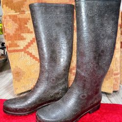 UGG Women's Size 9 Rain Boots 