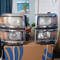 2014- 2015 Chevrolet Silverado Headlights (Original )