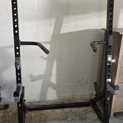 Power Rack With Pull Cable Machine