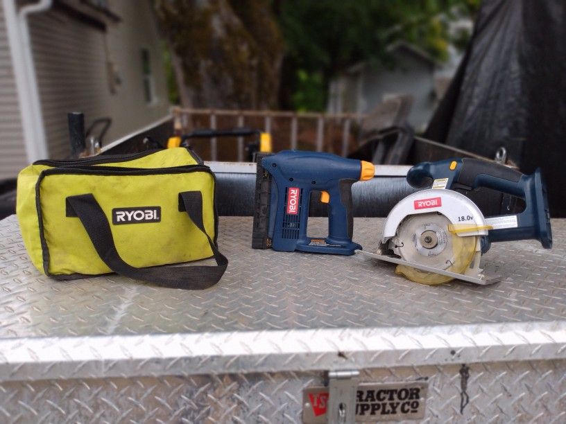 Ryobi Skill Saw & Nail Gun W/ Ryobi Case