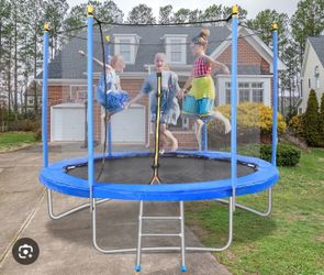 Brand new 8ft trampoline