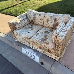 Free Vintage Couch 