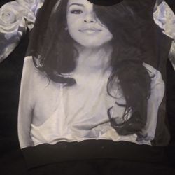 The Legend Aliyah's Sweater Size Medium