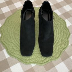 Women’s Suede Leather Boot By Karen Scott-Size 8M