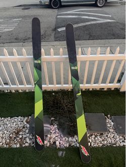 Nomad 105 Dew Tour Skis