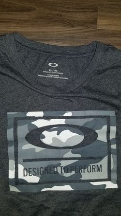 OAKLEY T-Shirt