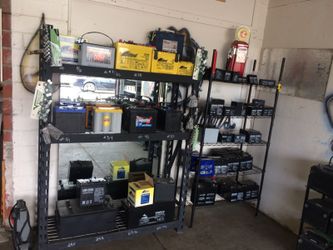 Tenemos más de 300 tipo de batería distintos para cualquier tipo de vehículo ya sea gasolina Audicel