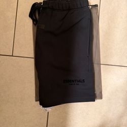 ESSENTIAL SHORTS(NEW)