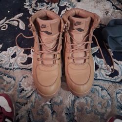 Nike Rhyodomo's Size 13