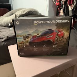 Xbox Series X 1TB With Extras