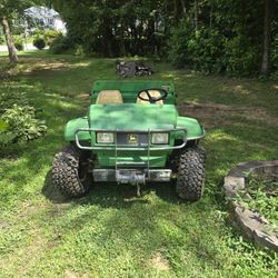 John Deere Gator 4x2