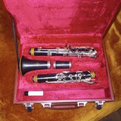 Wood Clarinet Bb Buffet Crampon E11