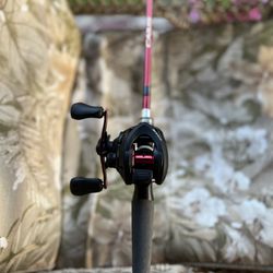Shimano Caius 7 ft MH Baitcast Rod and Reel Combo for Sale in