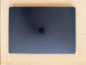 APPLE M4 MAX CHIP MACBOOK PRO 16”