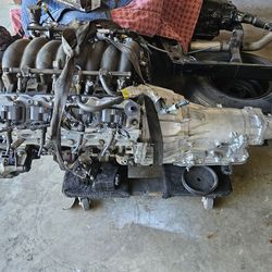 LS 1 MOTOR AND TRANSMISSION WITH HARNESS AND COMPUTER WITH PAPERWORK $5500 OBO..
