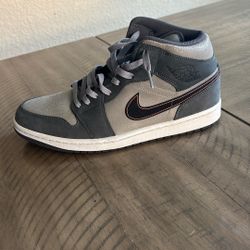 Jordan 1 Night Stadiums
