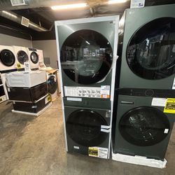 Samsung - Bespoke 5.3 cu. ft. Ultra Capacity Single Unit AI Laundry Hub Washer and 7.6 cu. ft. Gas Dryer in Satin Green