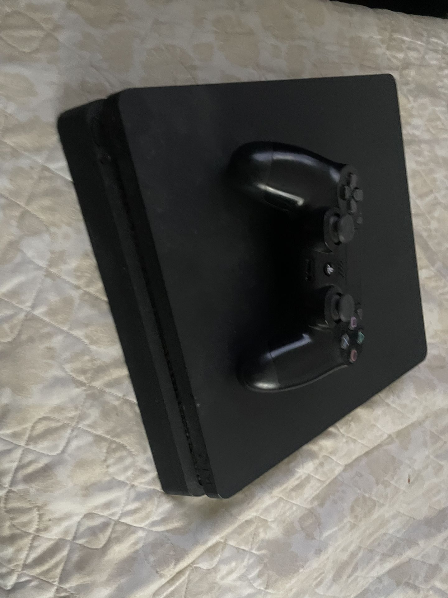 PS4 Slim