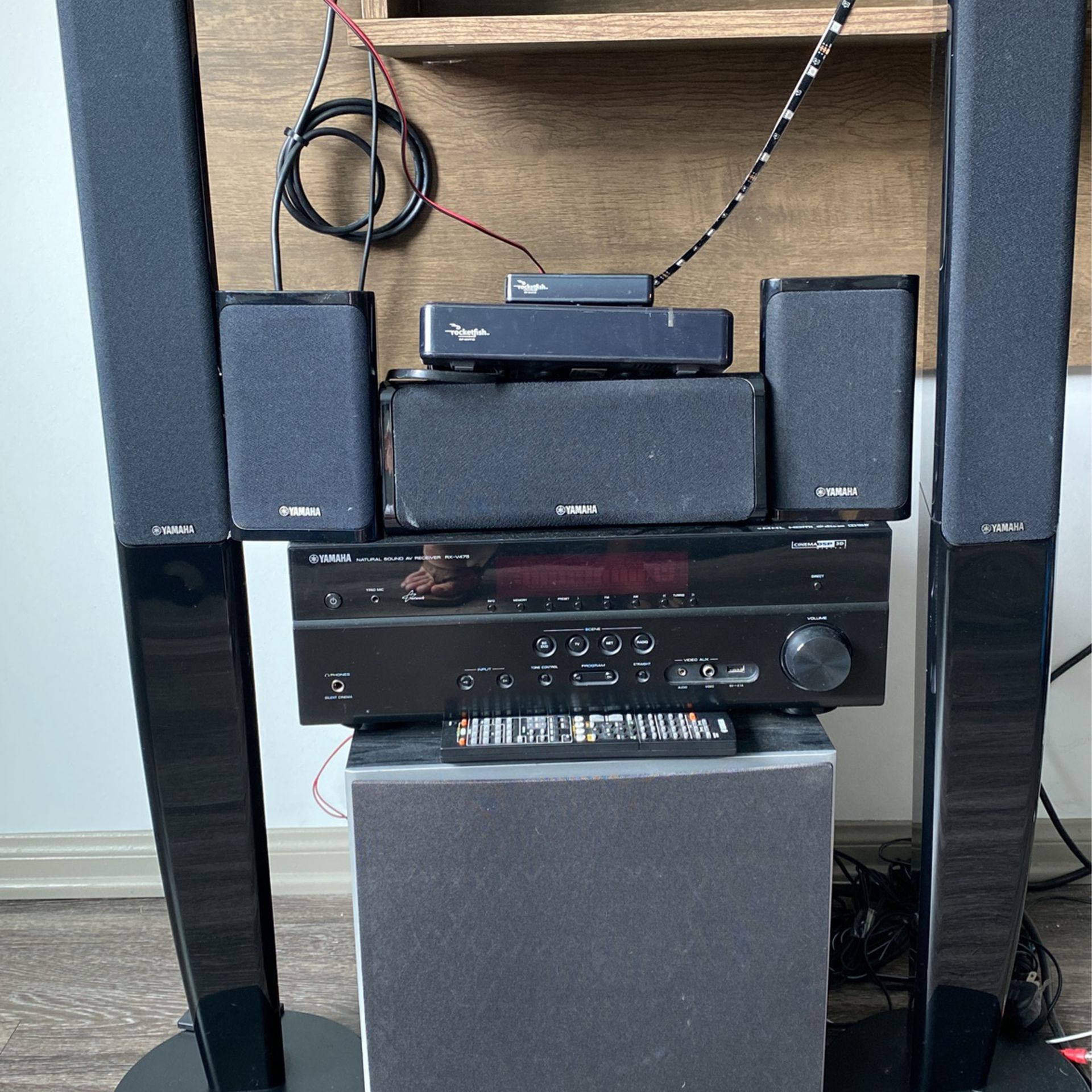 Yamaha Surround Sound System With Polk Audio  Subwoofer And Rocket fish Connection  