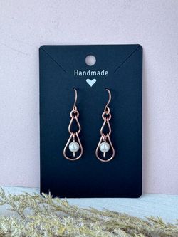 Copper and Pearl Dangling Earrings