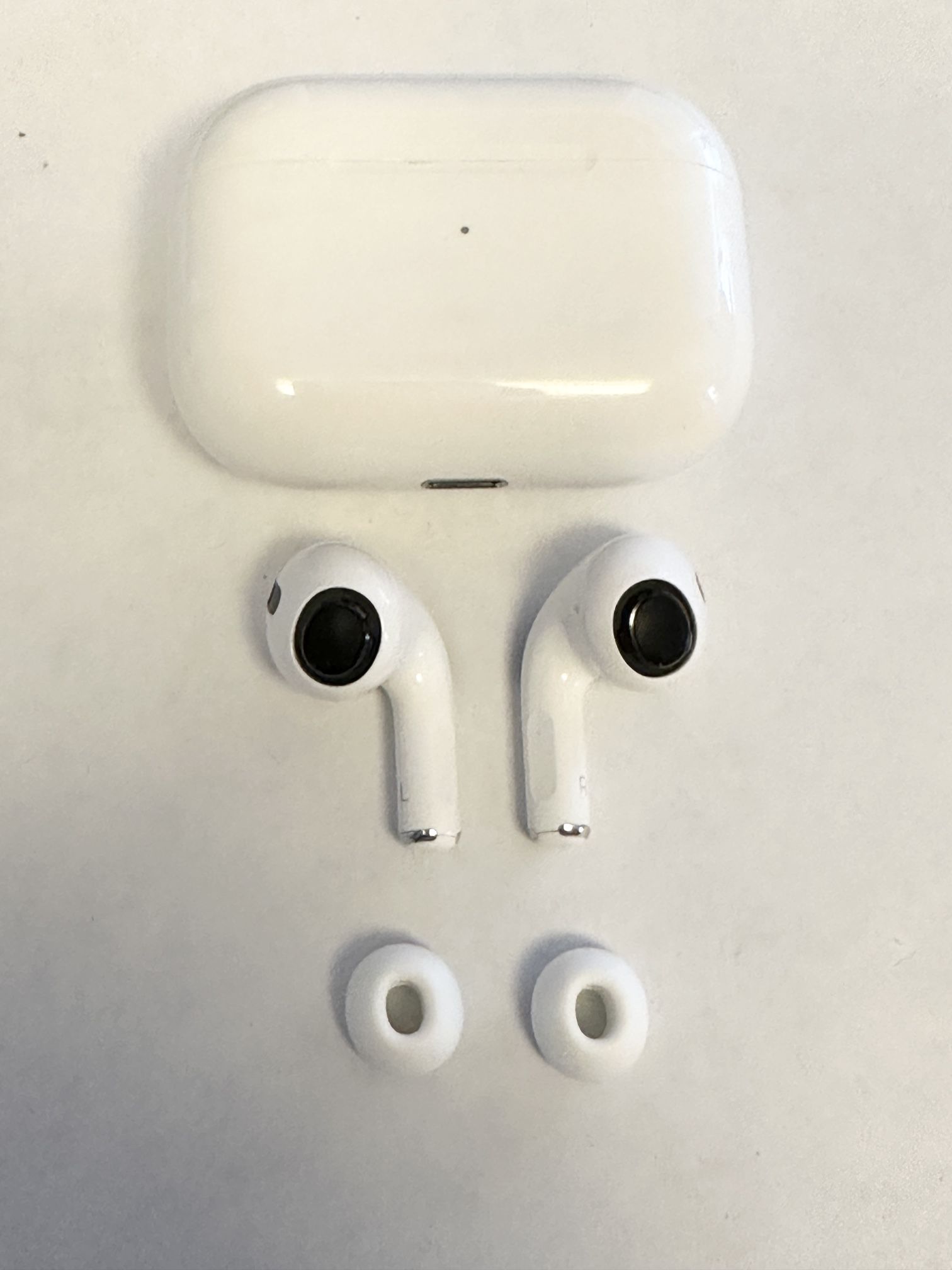 AirPods Pro - Perfect Condition In Box - New Ear Cups