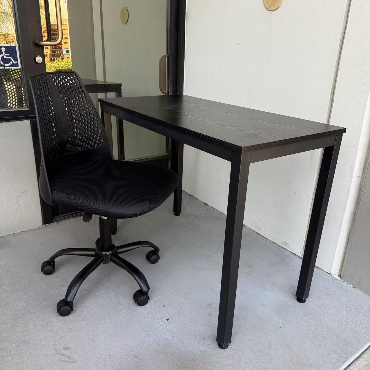 New In Box 40x20x30 Inch Tall Office Writing Desk Table With Computer White Pink Chair Furniture Combo Set