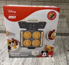 Dash Disney Mickey & Friends No-Drip Waffle Maker,