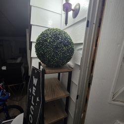 Round Green Artifical Balls