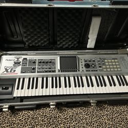 Roland Fantom X6 Synth Workstation Piano Keyboard