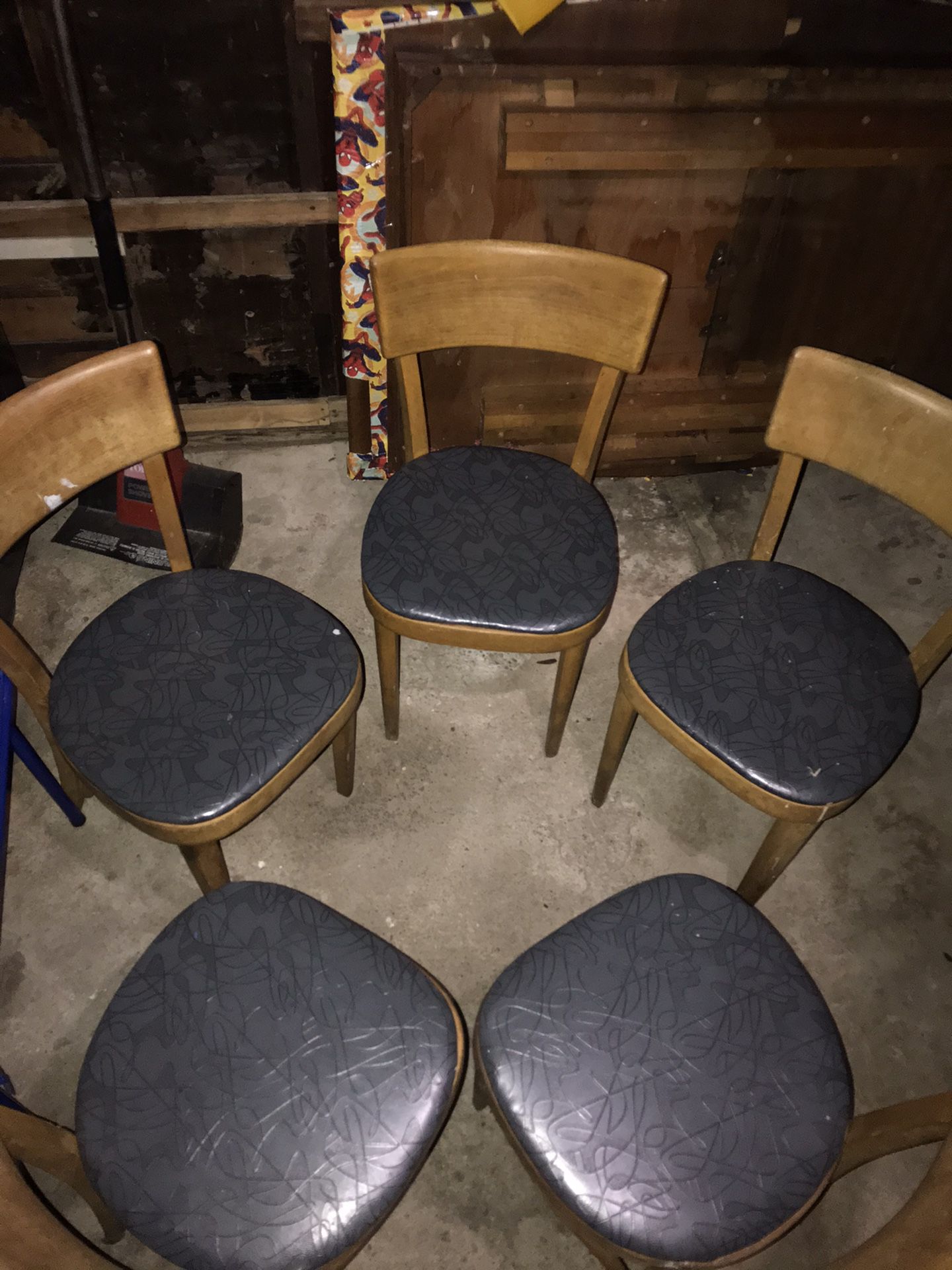 Antique Table and 5 chairs only $130