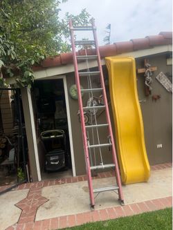 Fiber glass ladder