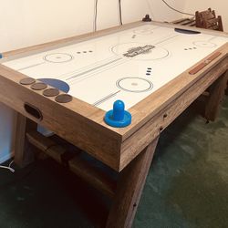 Air Hockey Table