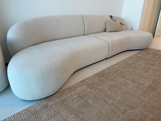 Conceptus Collection Curved Sofa – Natural Ivory