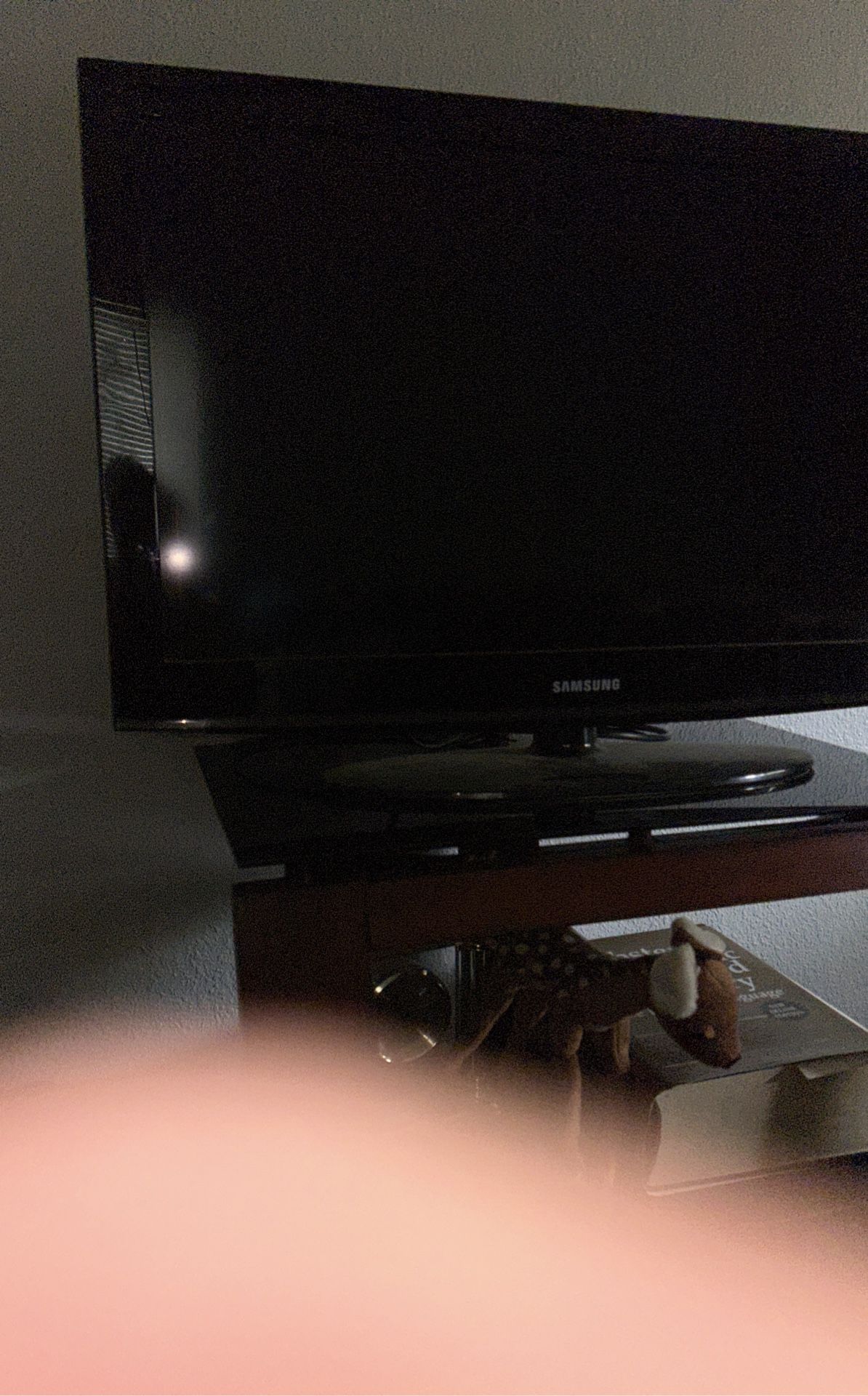 Tv Samsung W Stand. 32 Inch