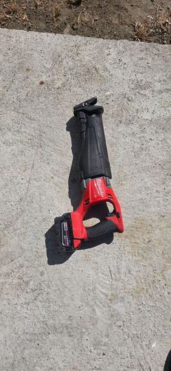 Milwaukee Fuel Sawzall