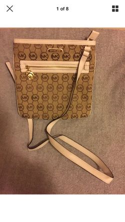 Michael kors crossbody bag