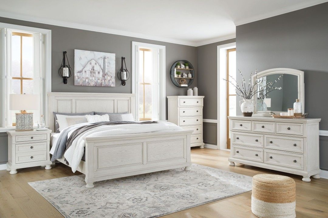 Robbinsdale-Antique White-7Pc.Dresser-Mirror-Queen Panel Bed