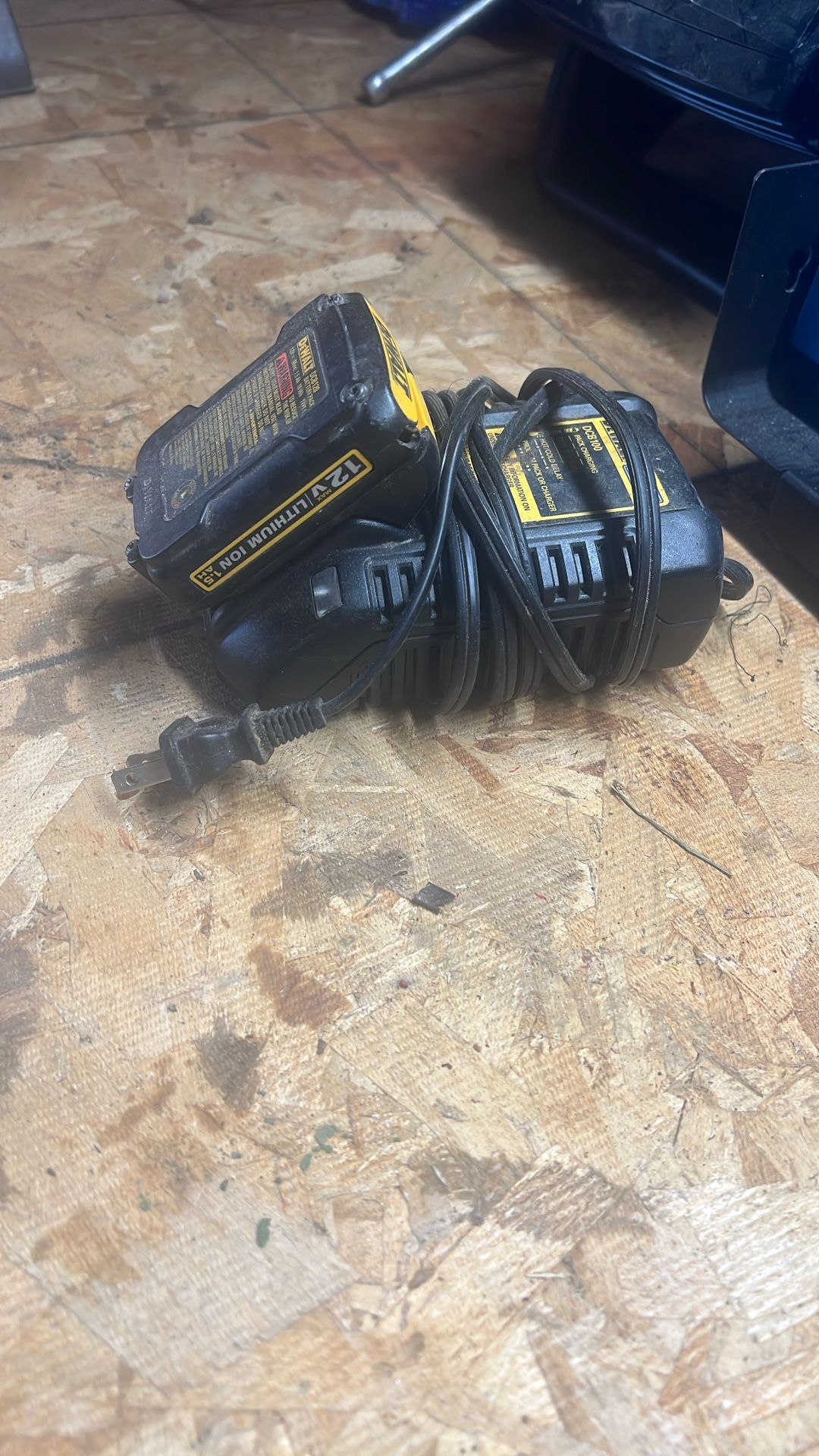 Dewalt 12v Lithium Ion Battery w/charger